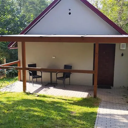 アパート Apartmany Orlova