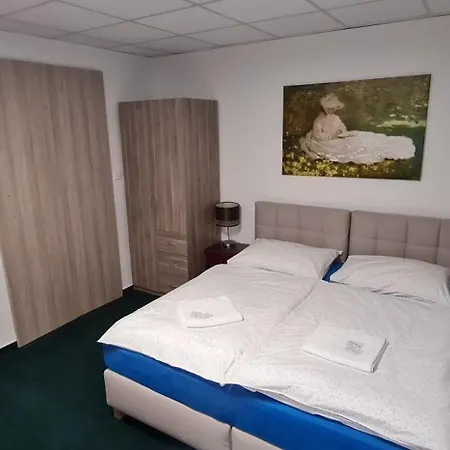 Apartmany Orlova