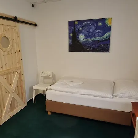 公寓 Apartmany Orlova